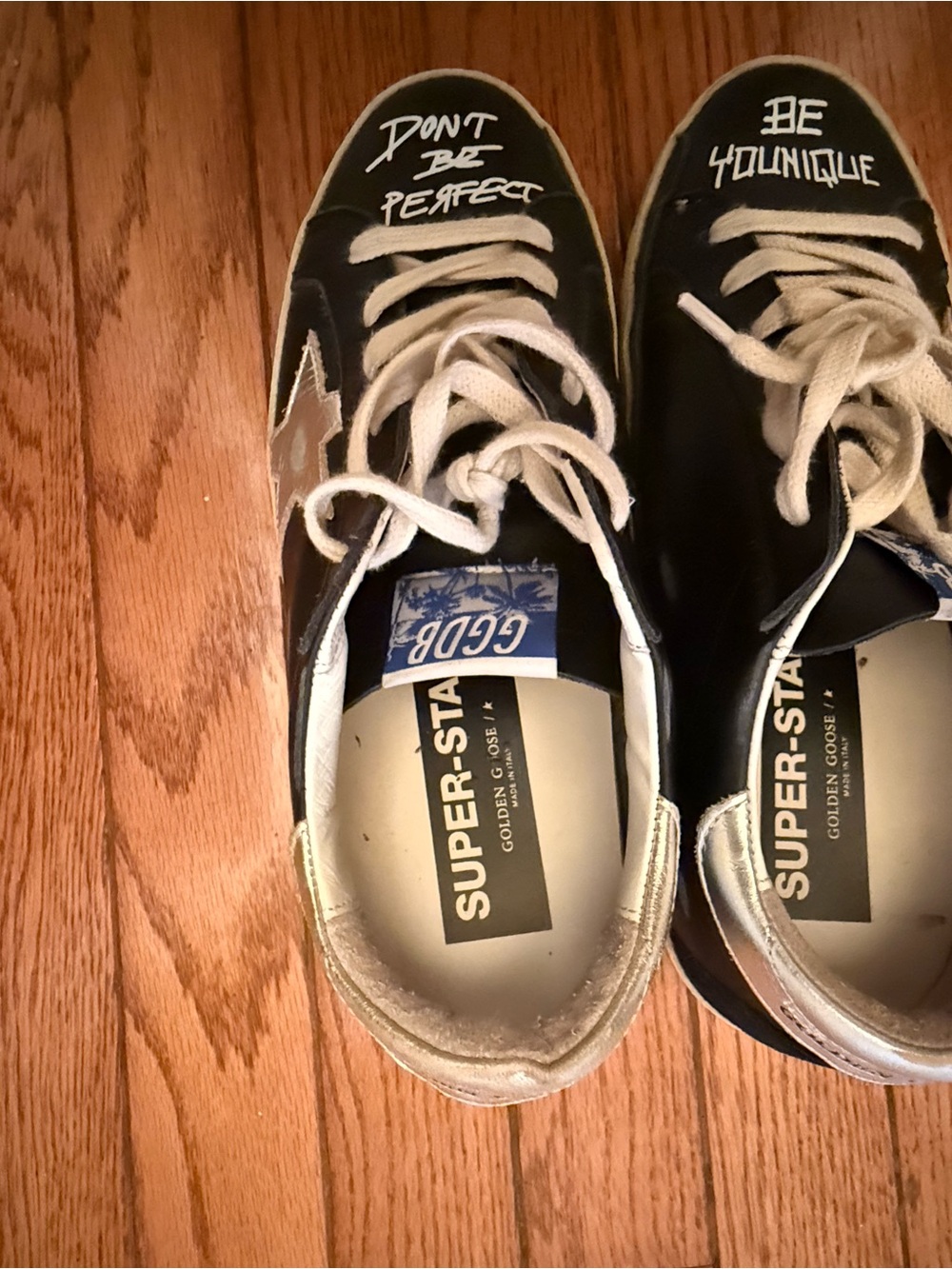 Golden Goose Black Leather Super-Star Sneakers with White Star - Picture 2 of 7